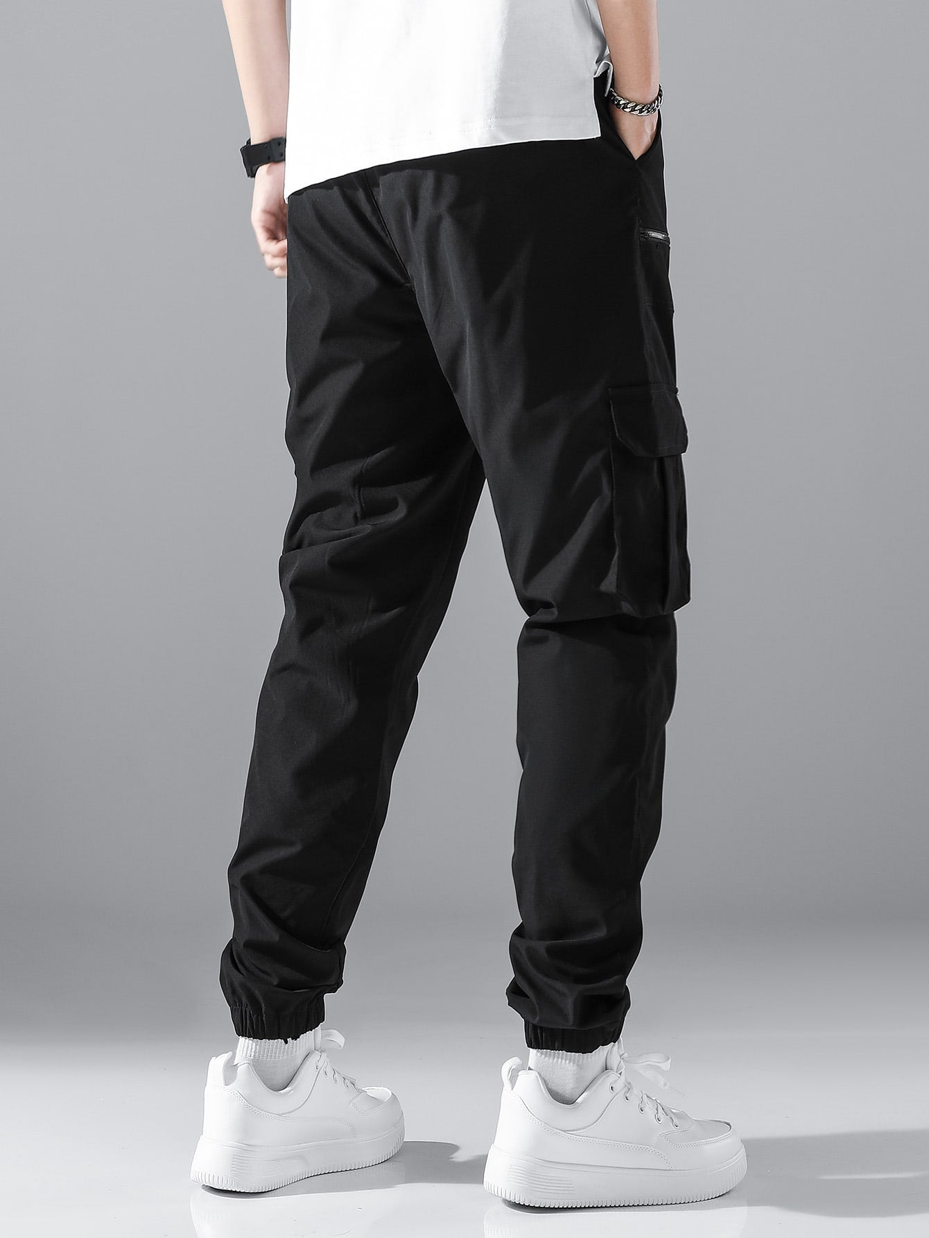 Infinity Men's Loose-Fit Cargo Pants