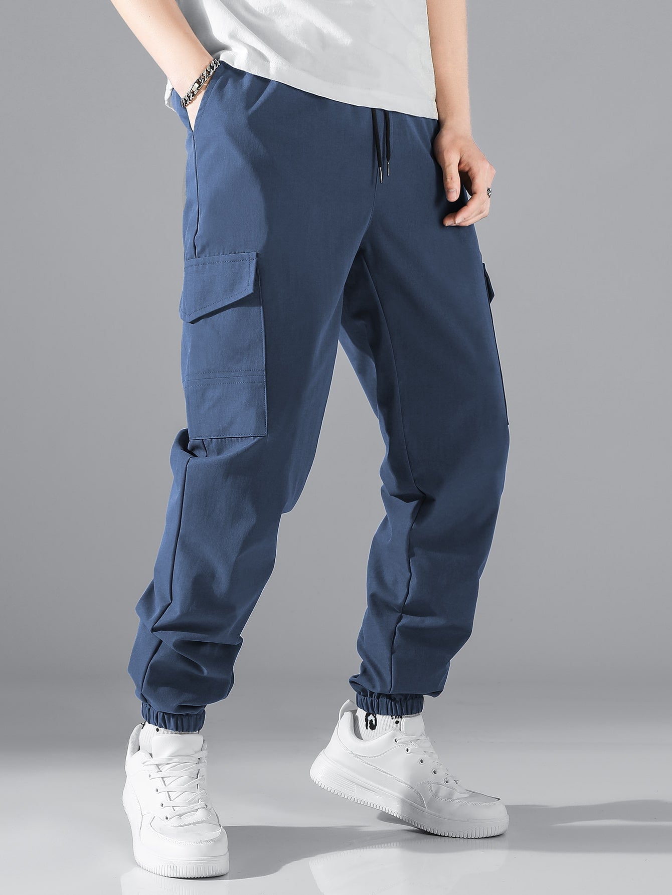 Aesthetica Cargo Pants