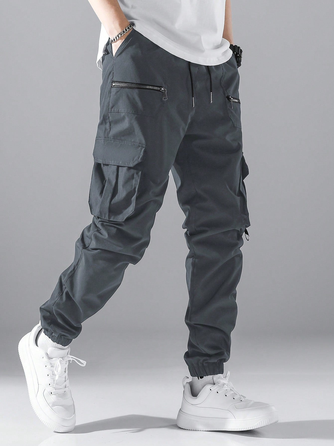 Infinity Men's Loose-Fit Cargo Pants