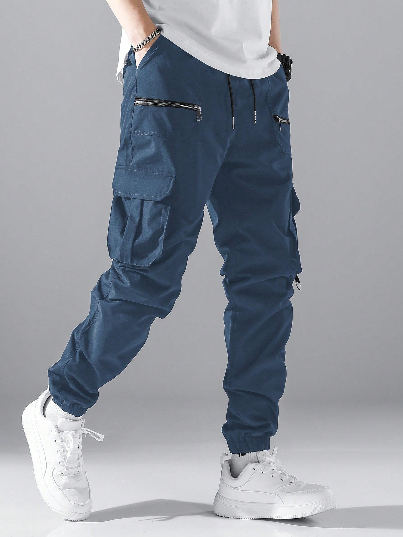 Infinity Men's Loose-Fit Cargo Pants