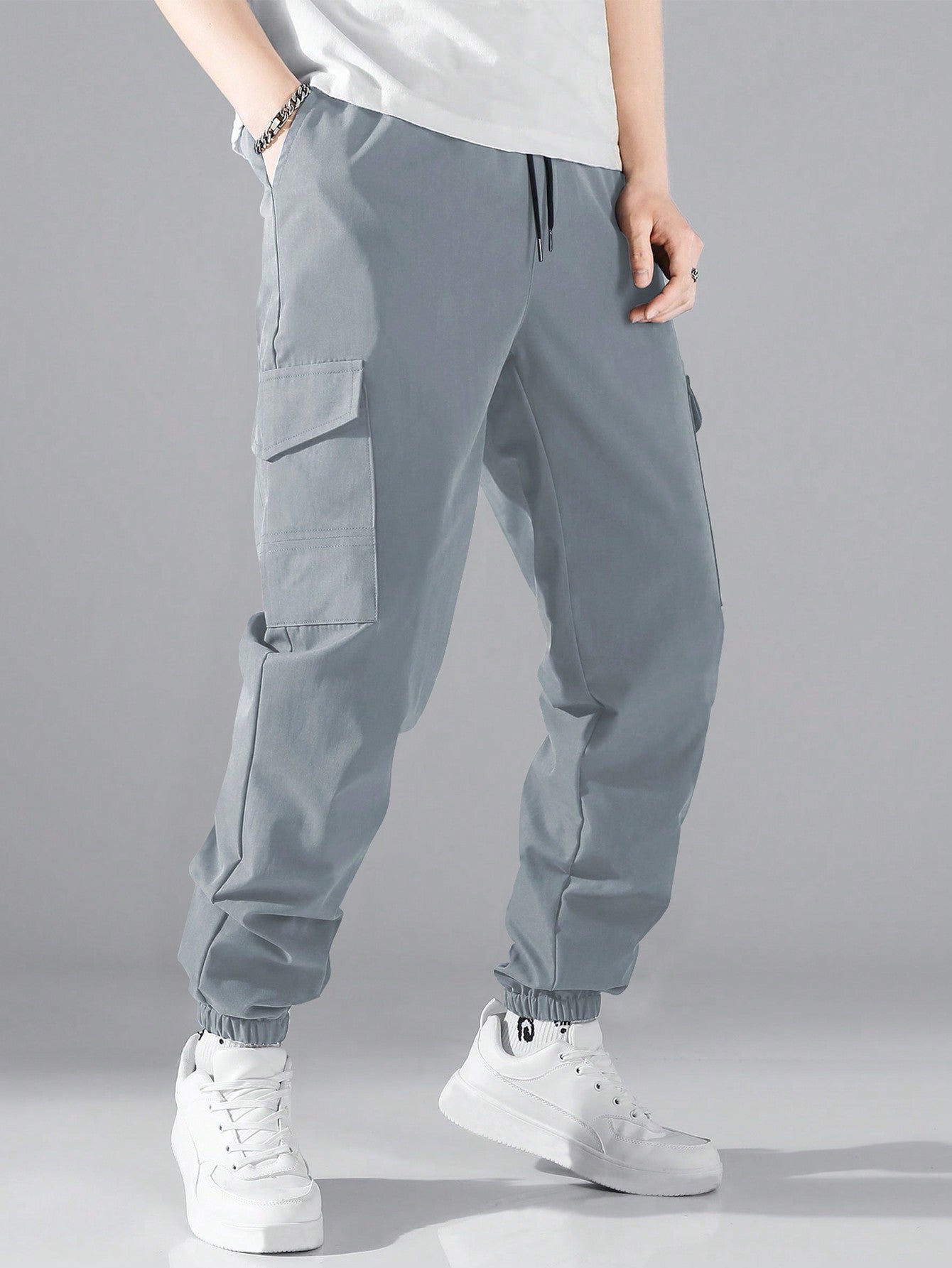 Aesthetica Cargo Pants