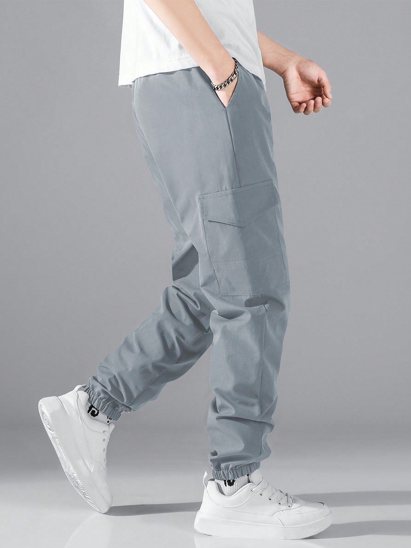 Aesthetica Cargo Pants