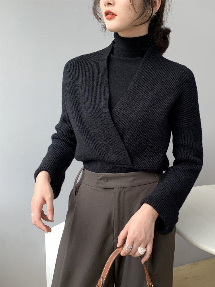 Ribbed V-Neck Slim Waist Sweater