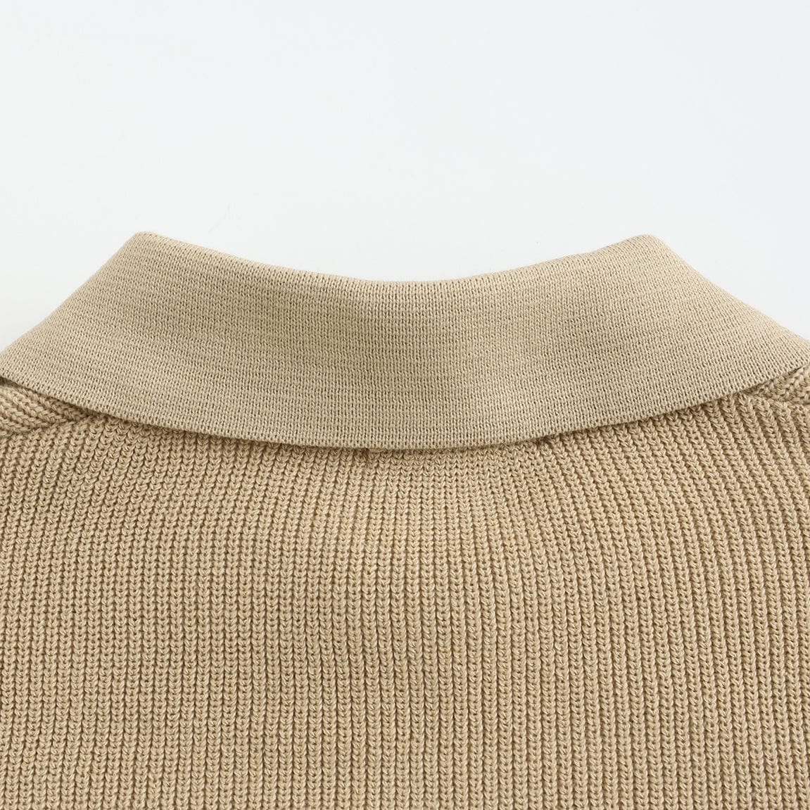 Cesaure Quarter-Zip Collar Sweater